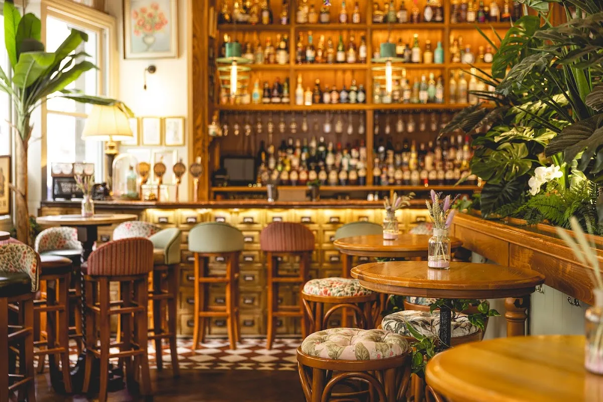 Mr Fogg's Botanical Tavern