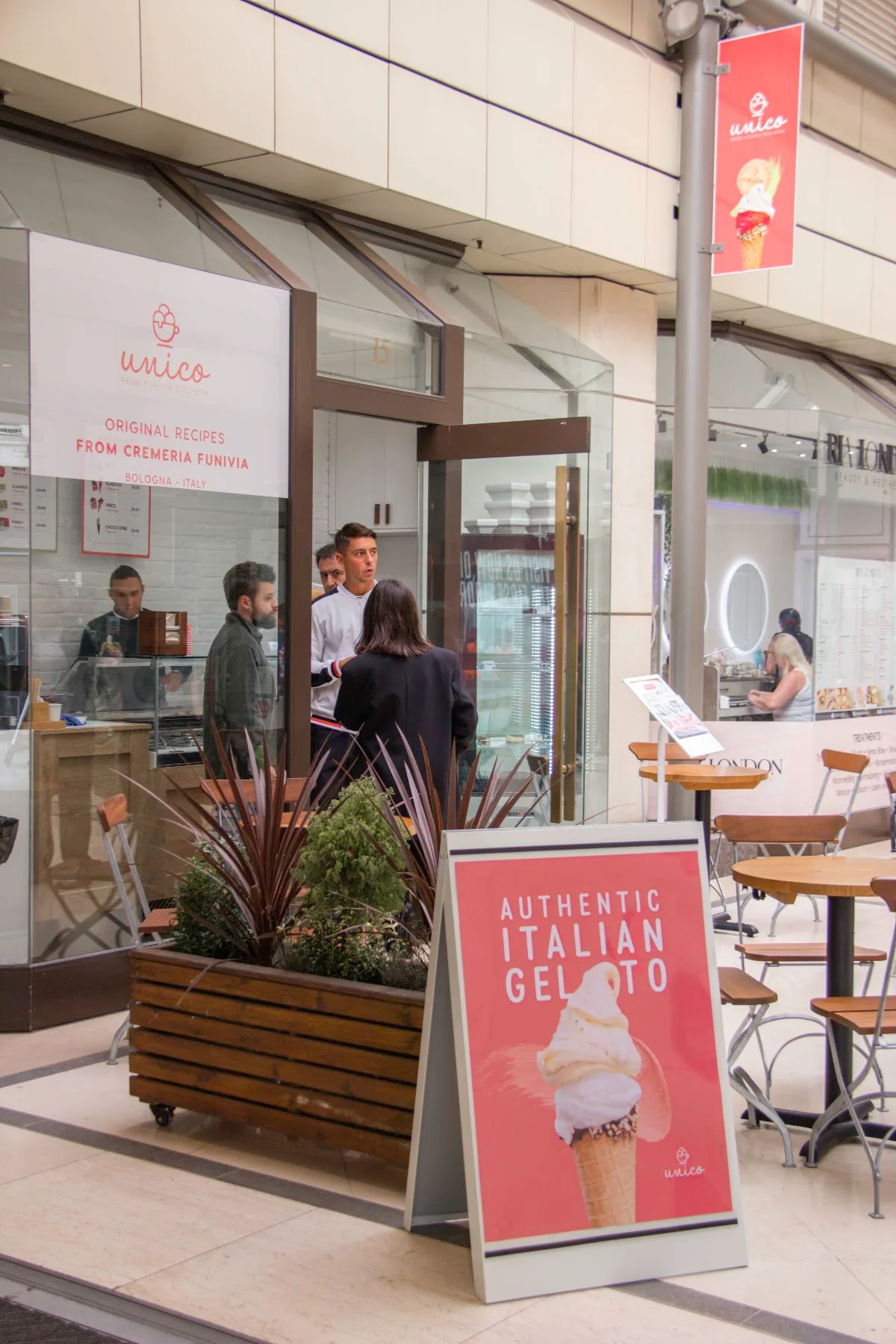 Unico Gelato & Caffè