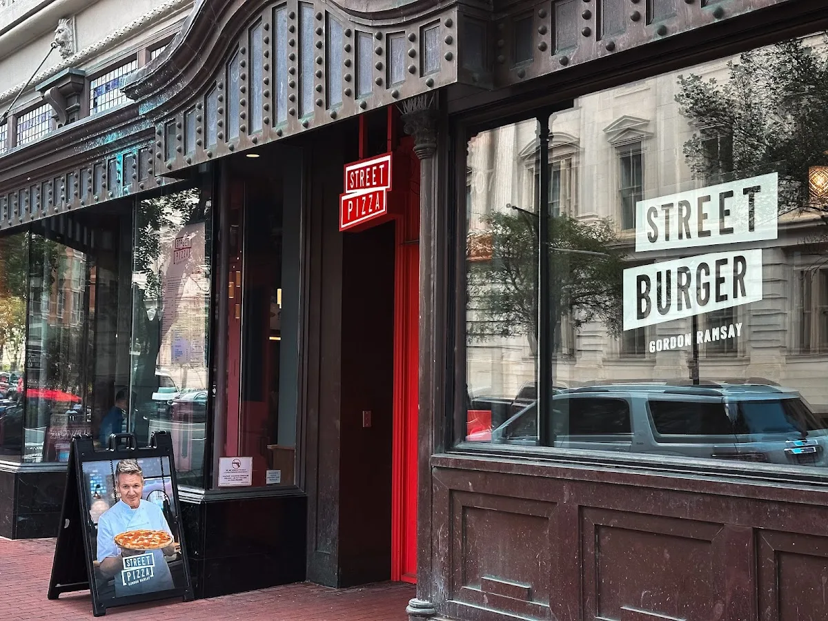 Gordon Ramsay Street Burger