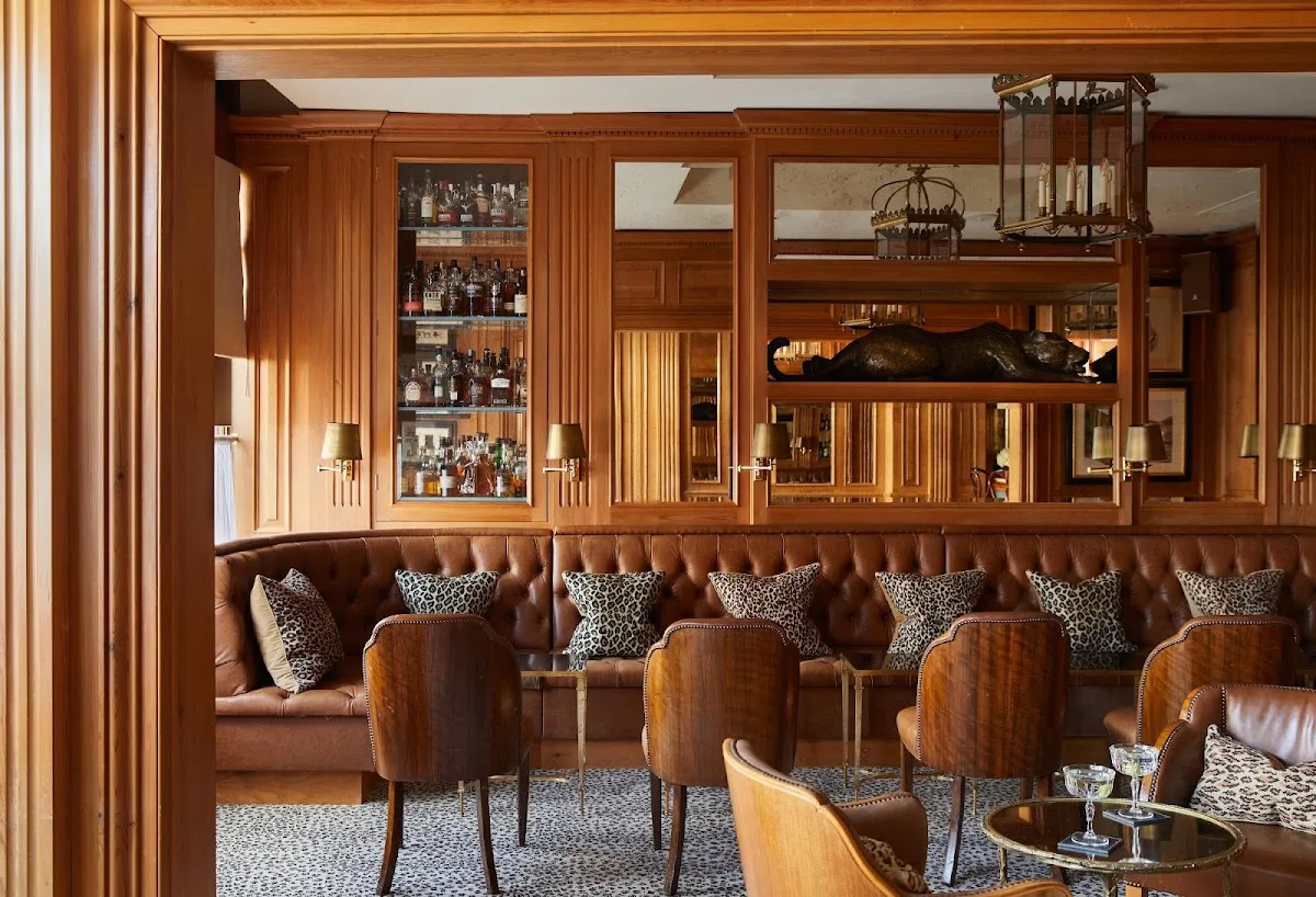 The Leopard Bar