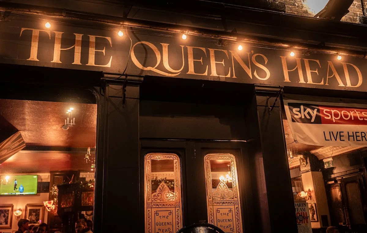 The Queens Head