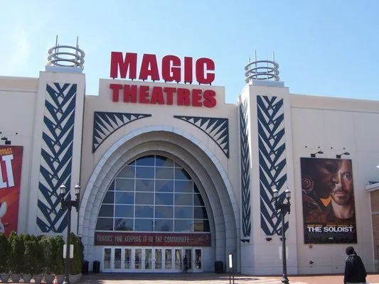 AMC Magic Johnson Capital Center 12