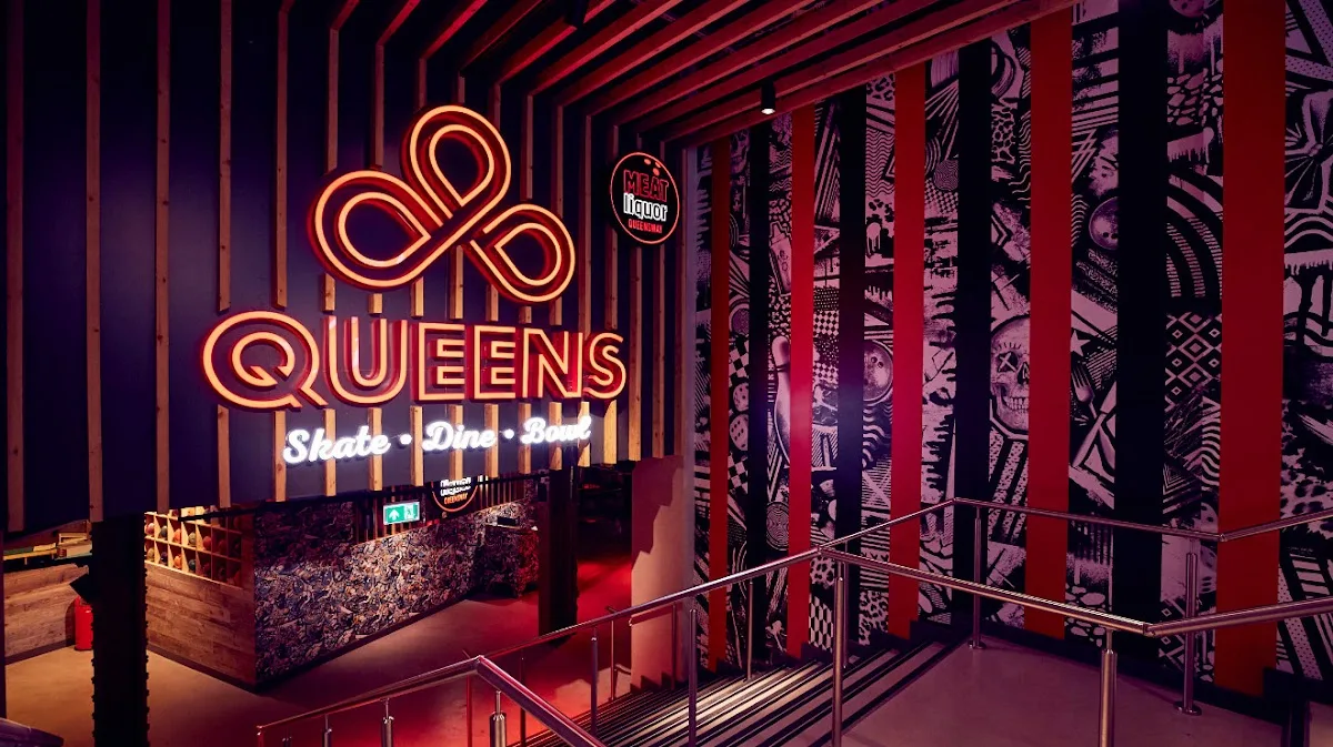 QUEENS skate dine bowl