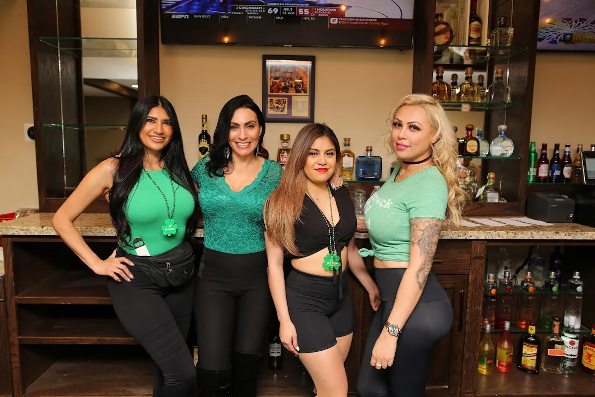 Bambino's EOLA Restaurant & Bar
