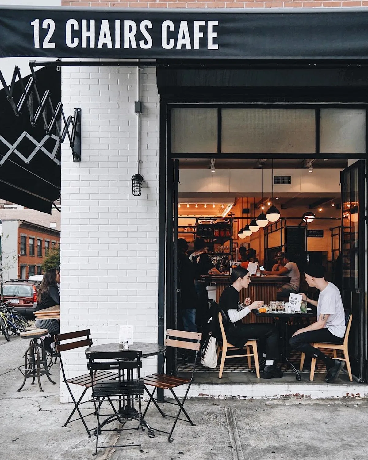 12 Chairs Café