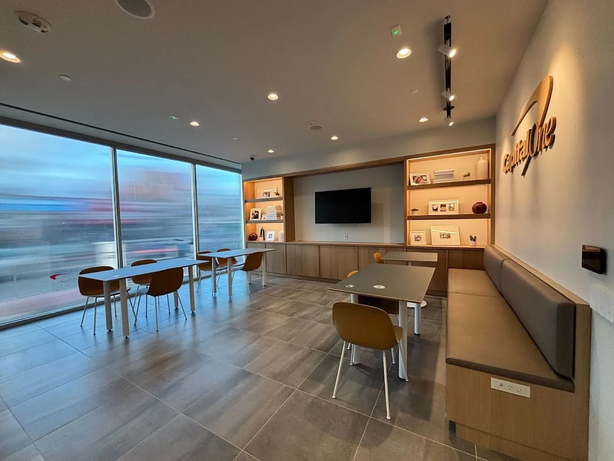 Capital One Café