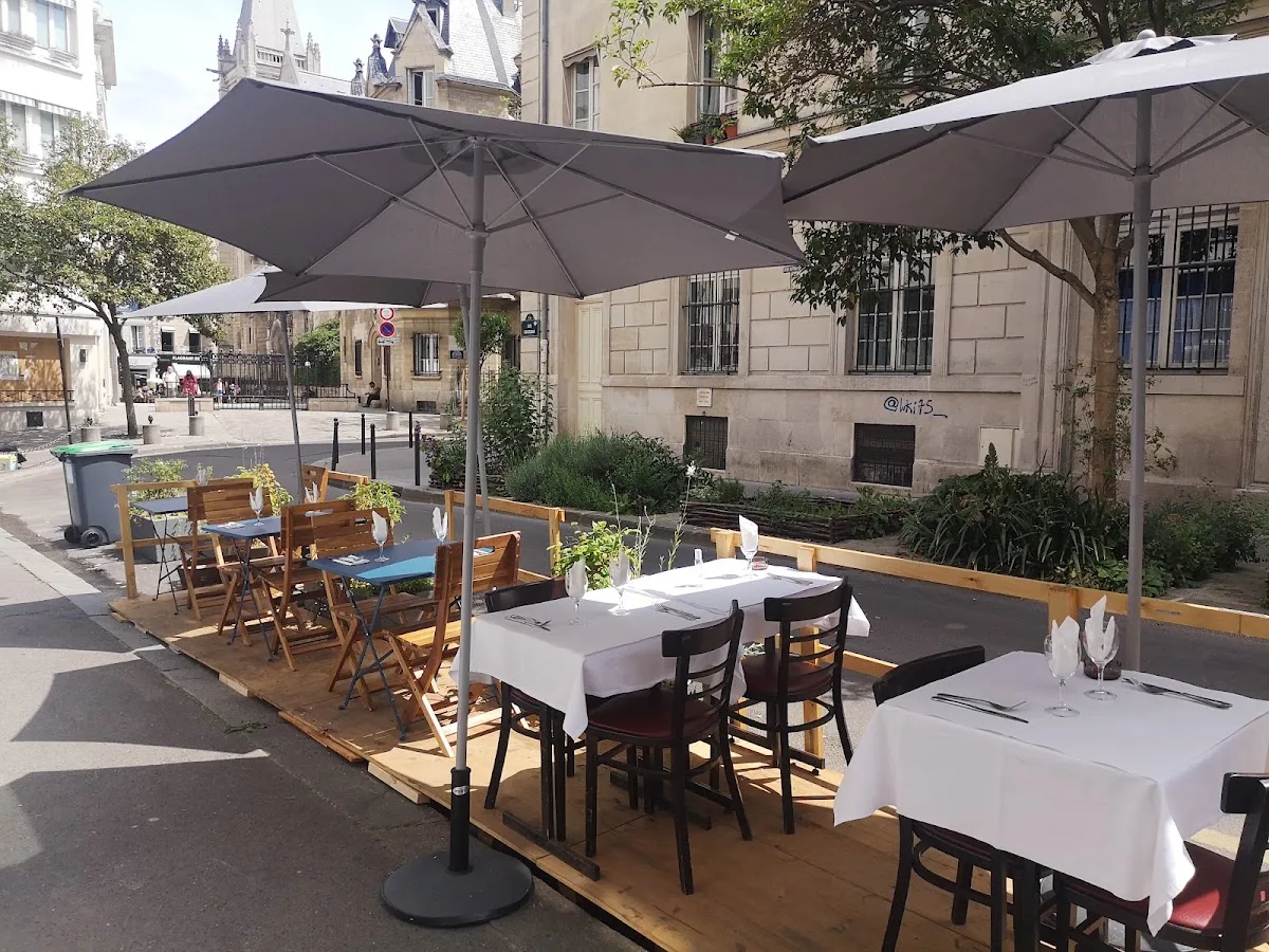 Pirosmani Restaurant