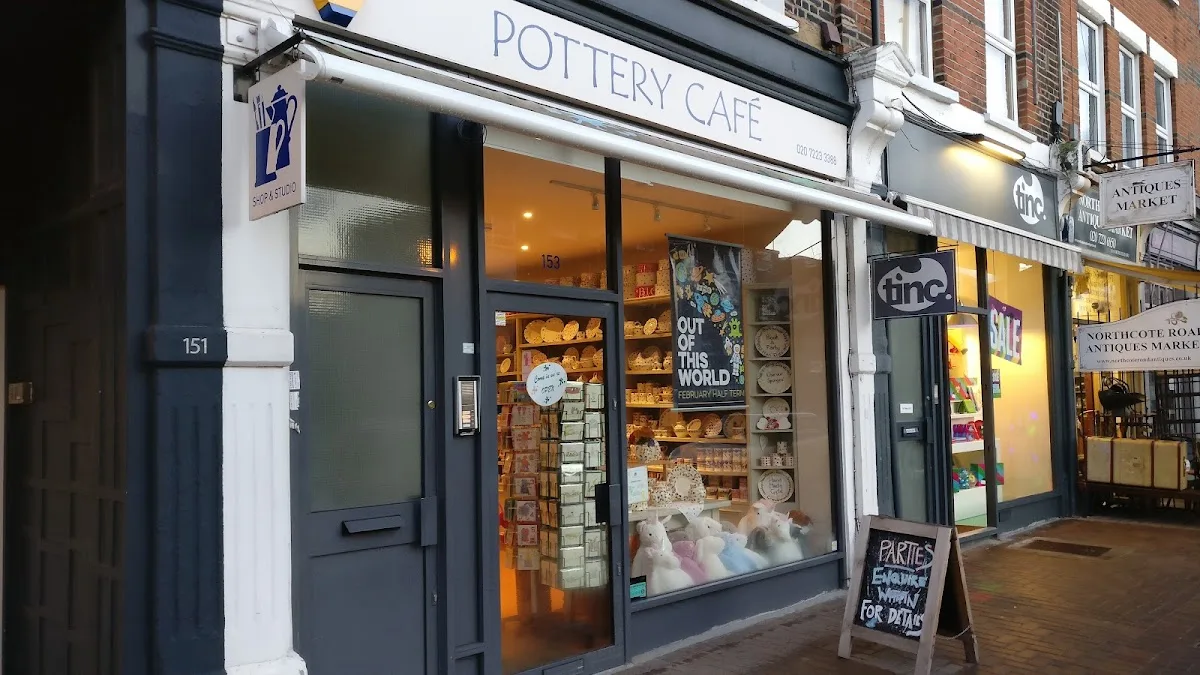 Pottery Café