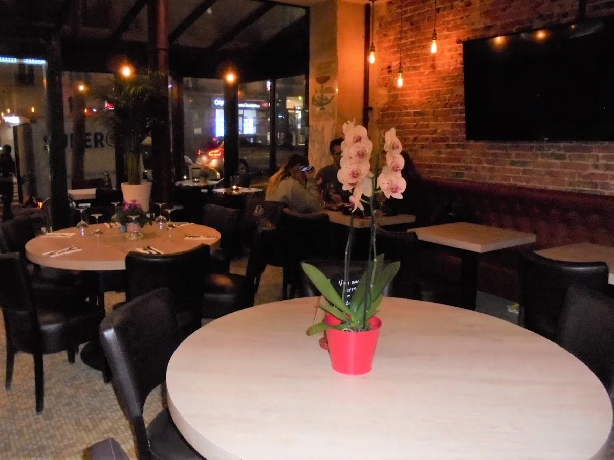 M101 Bar Brasserie