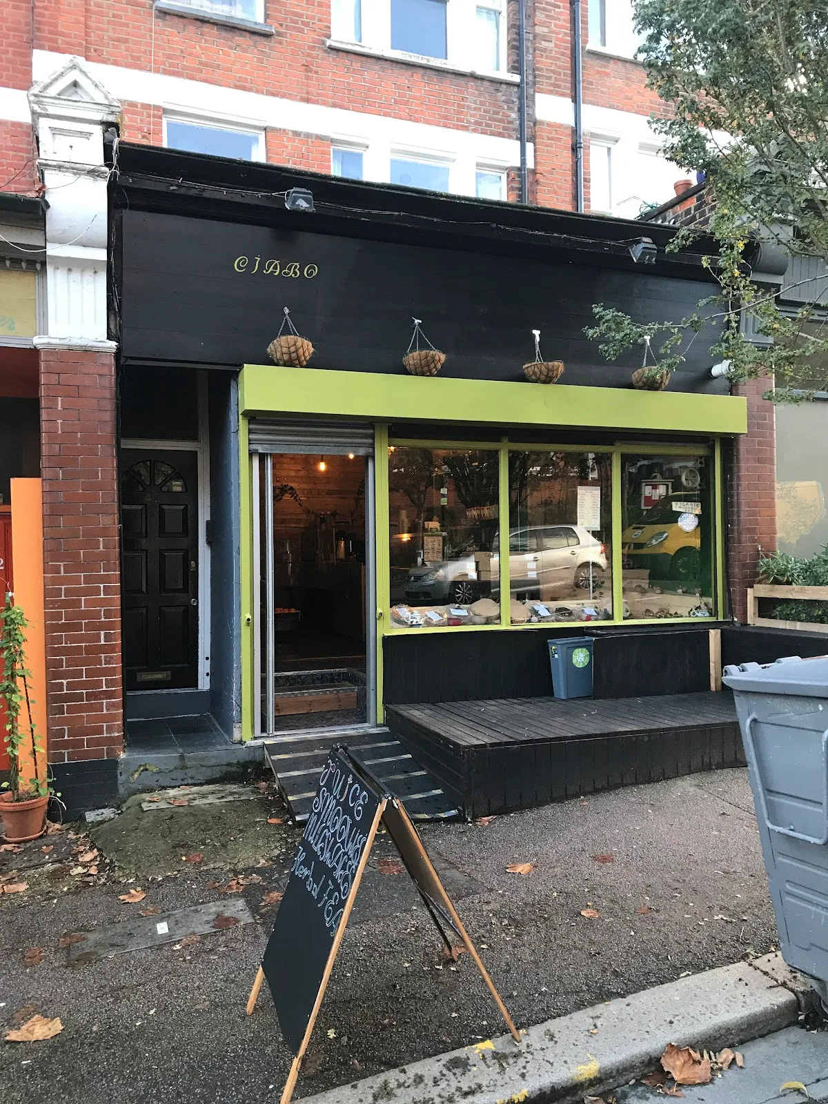 ciaborganic cafe