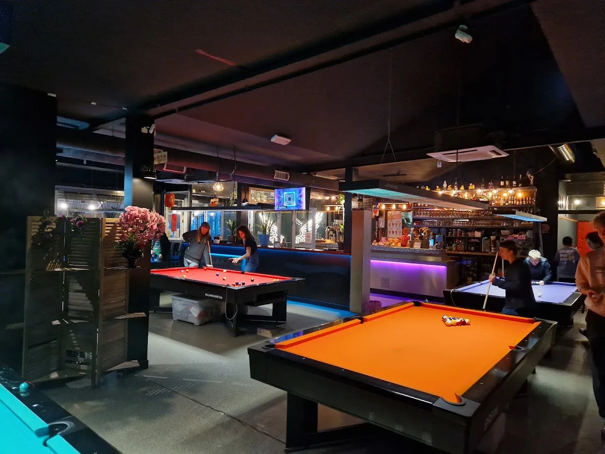 Billards M8