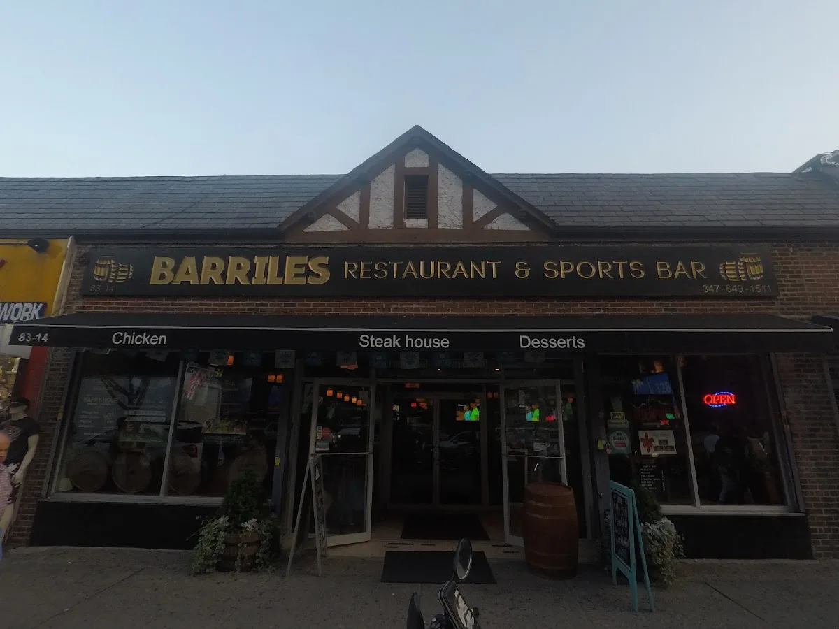 Barriles Restaurant and Sports Bar