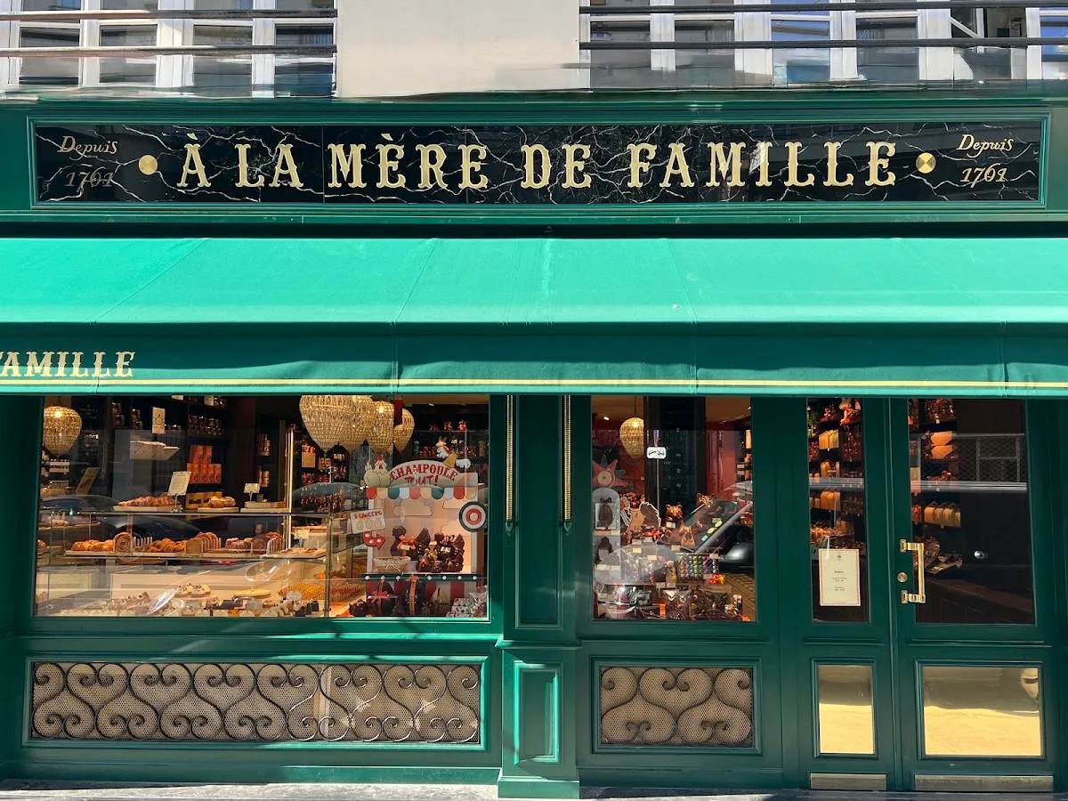 À la Mère de Famille