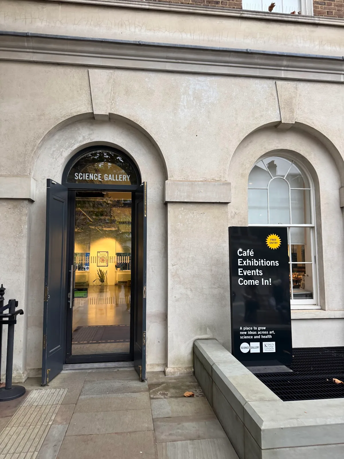 The Courtyard Café