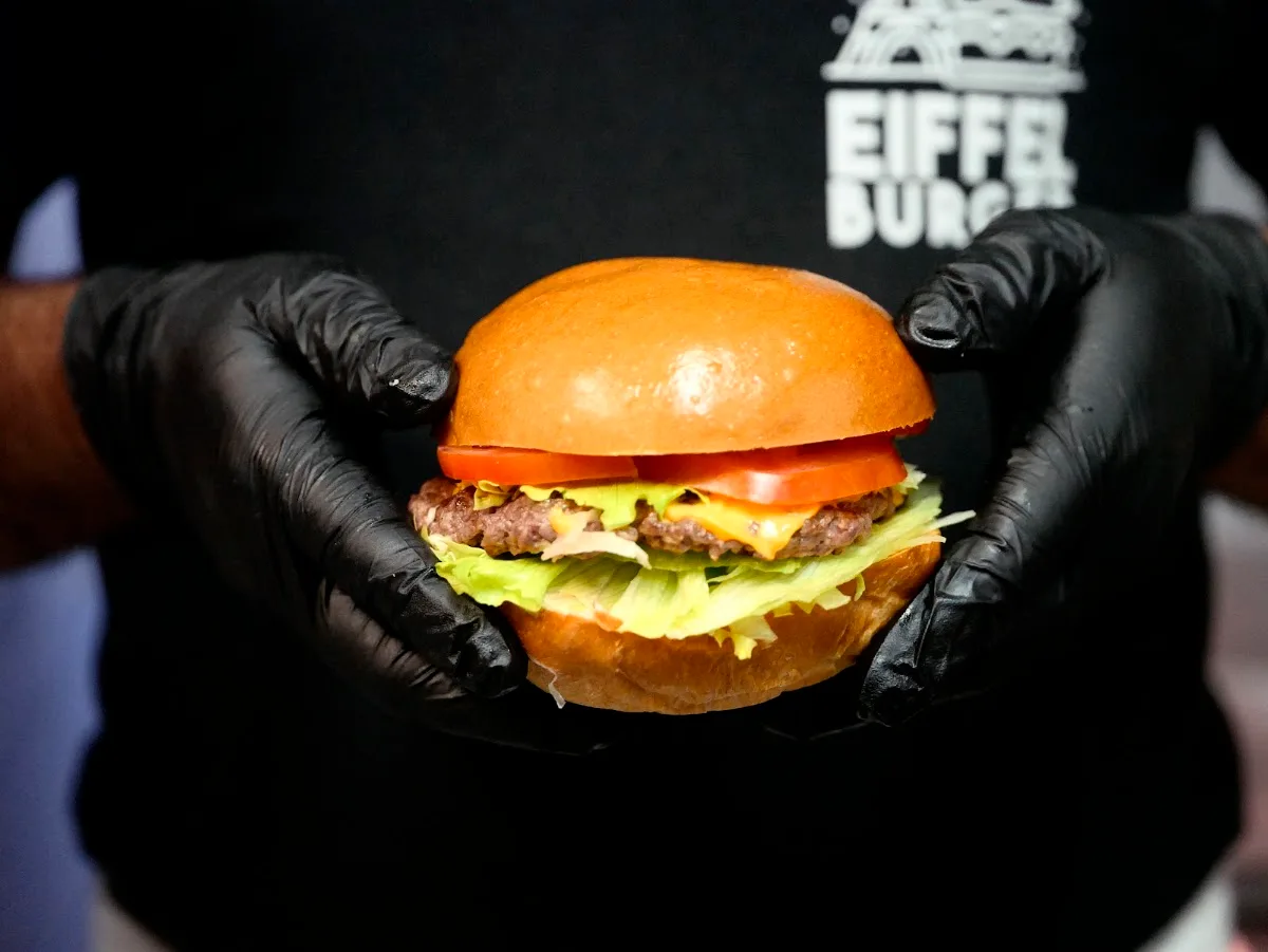 Eiffel Burger