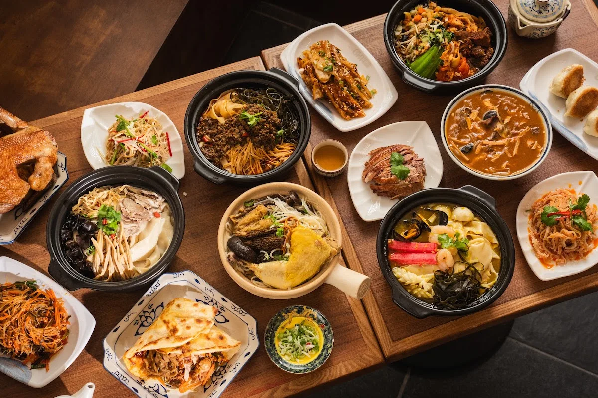 Chi Pot Pot 吃饱煲