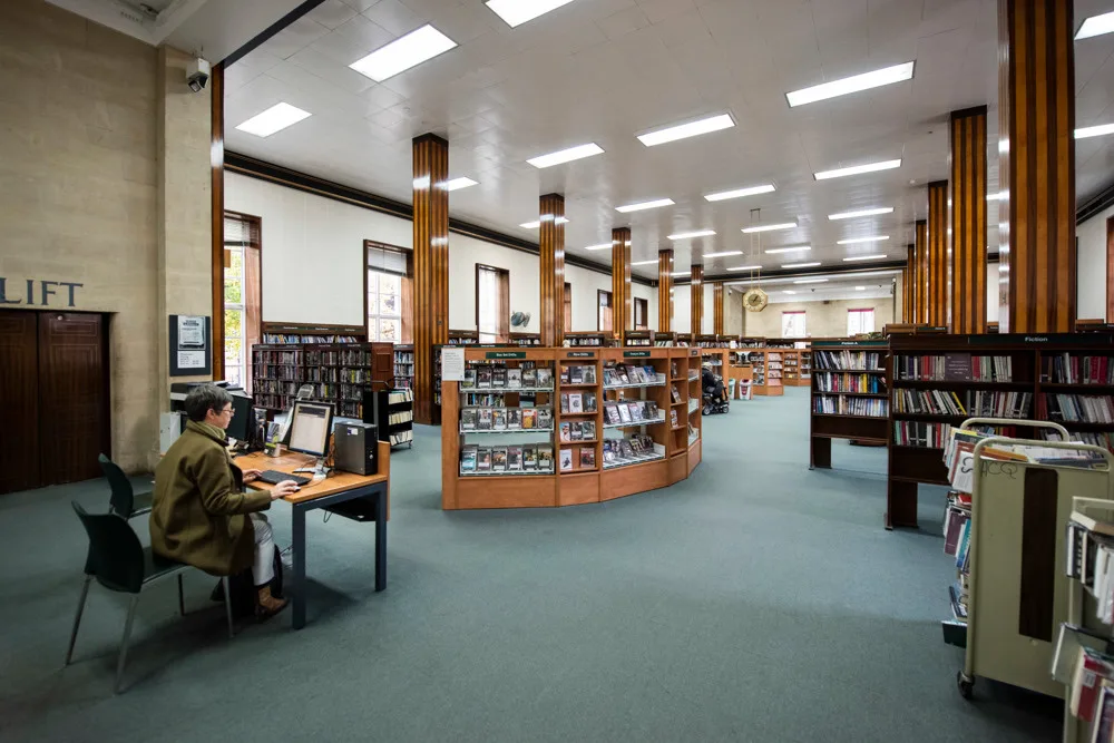 Kensington Central Library