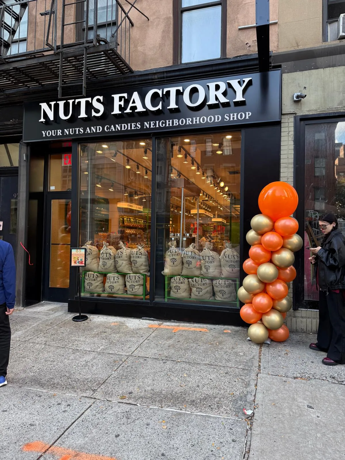 Nuts Factory