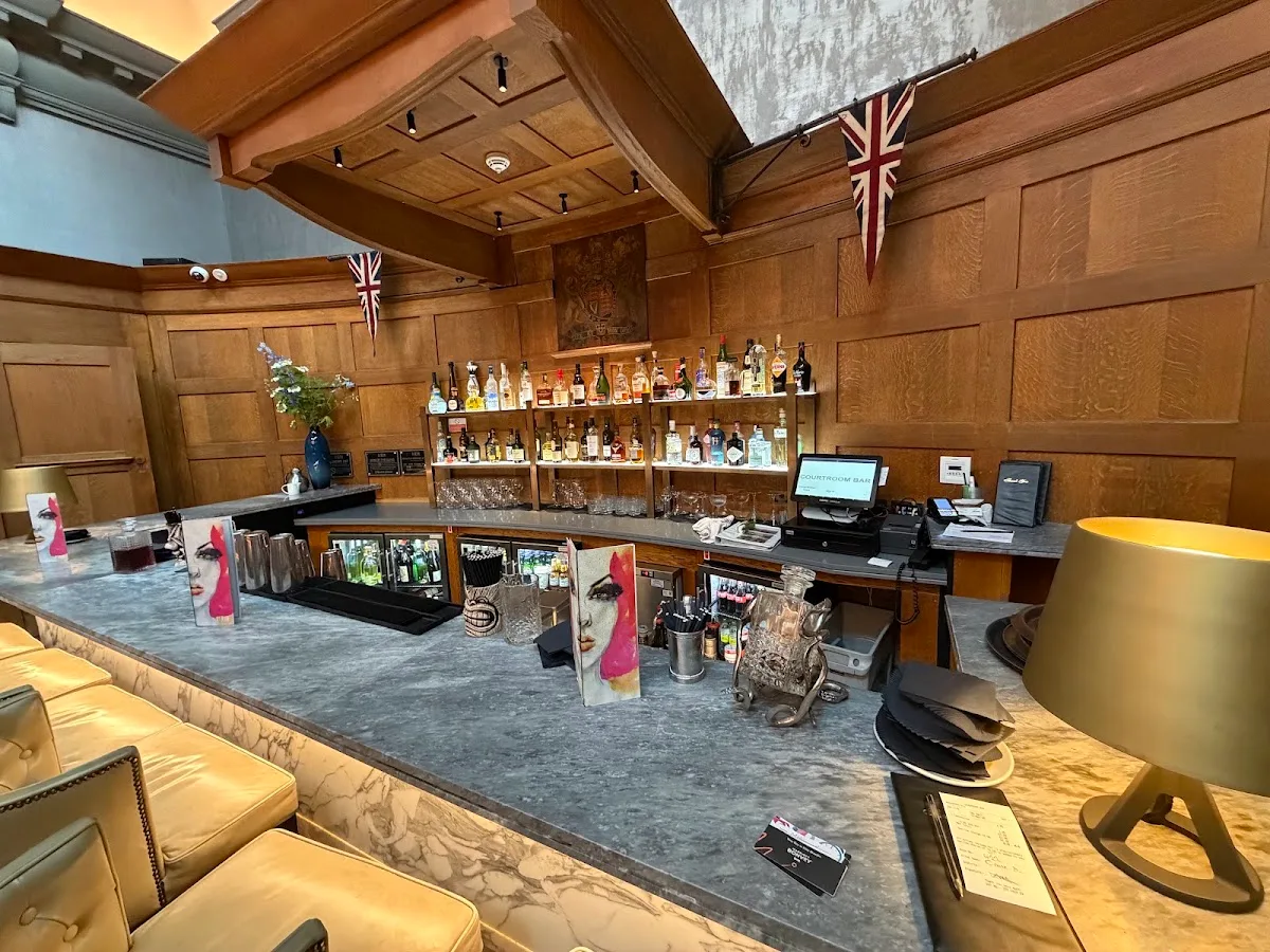 Courtroom Bar at the Dixon, Tower Bridge
