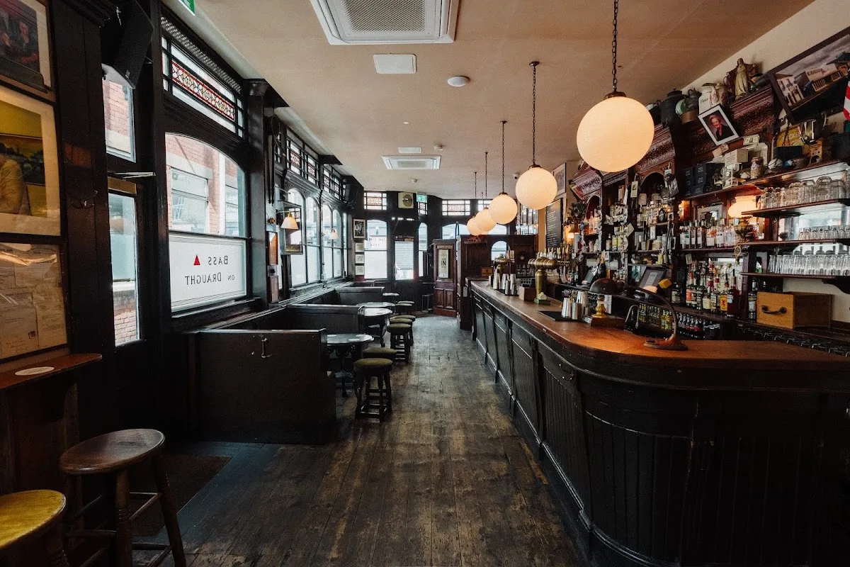 Mc & Sons Vauxhall