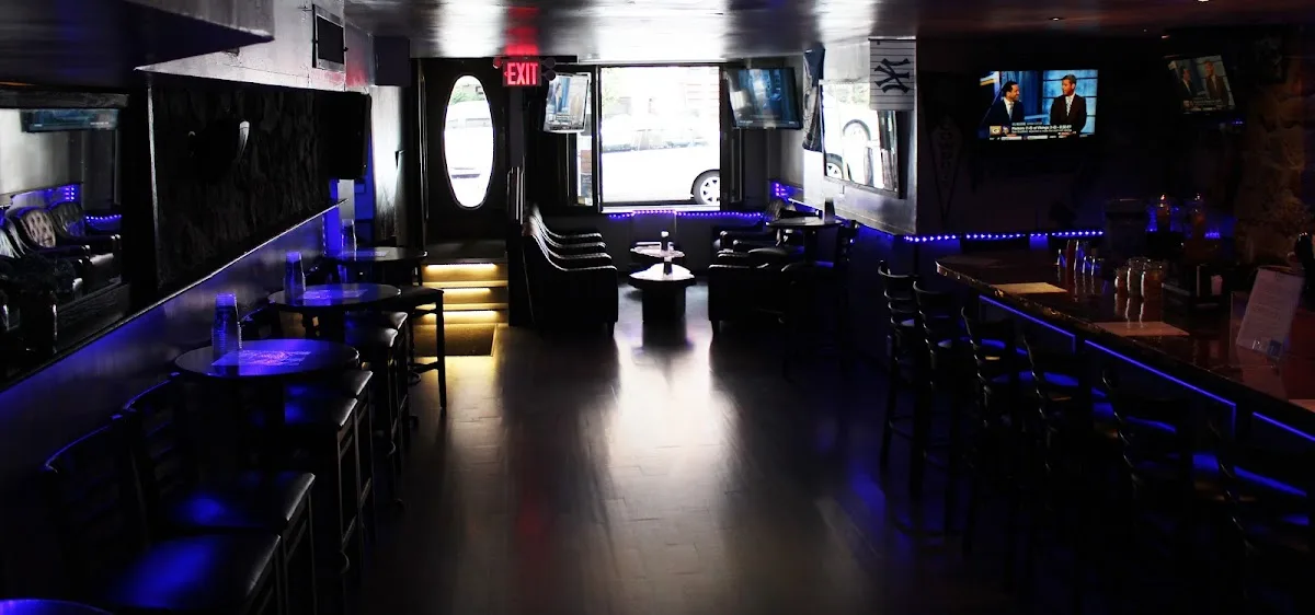 Stone Creek Bar and Lounge