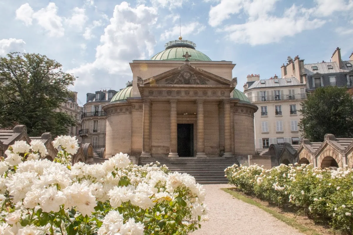 Square Louis-XVI
