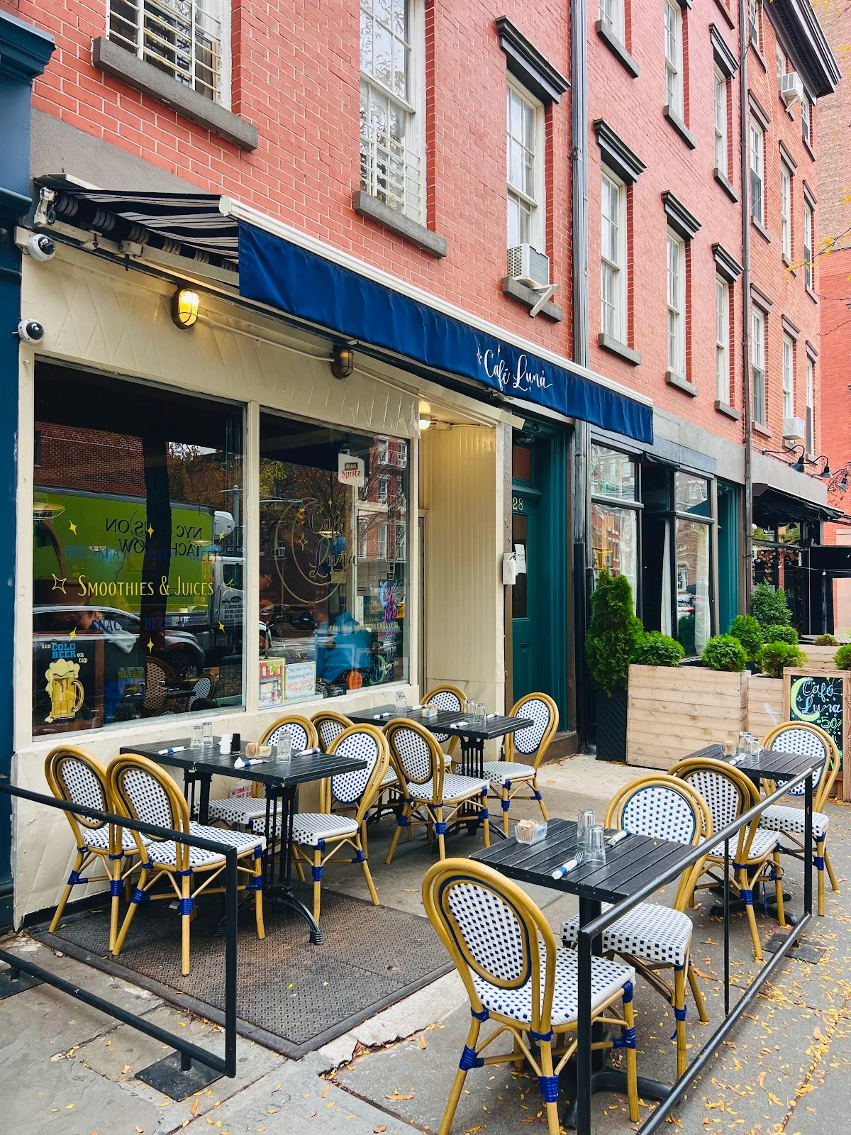 Cafe Luna