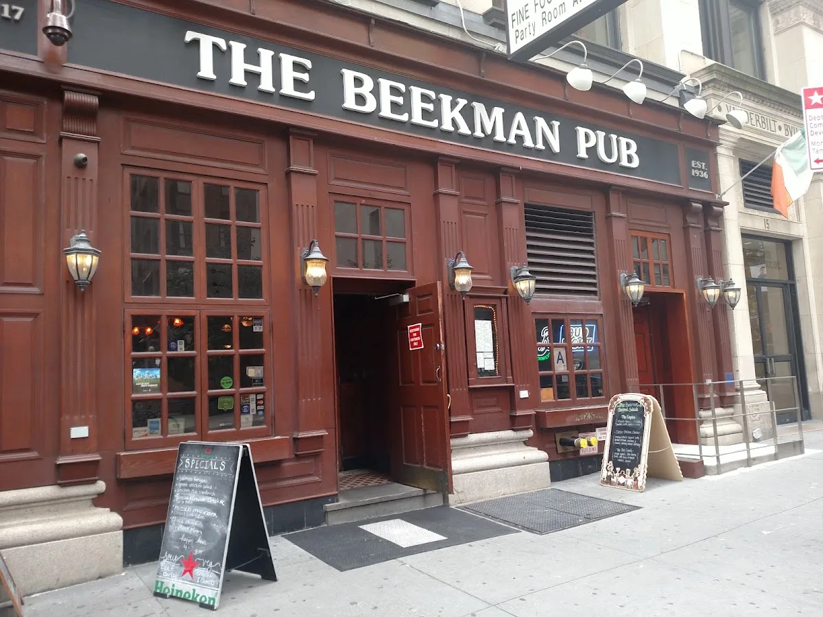 The Beekman Pub
