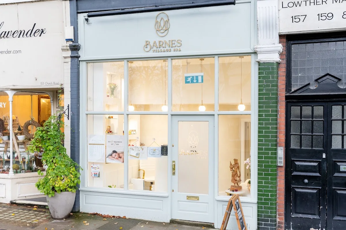 Barnes Fine Art Gallery
