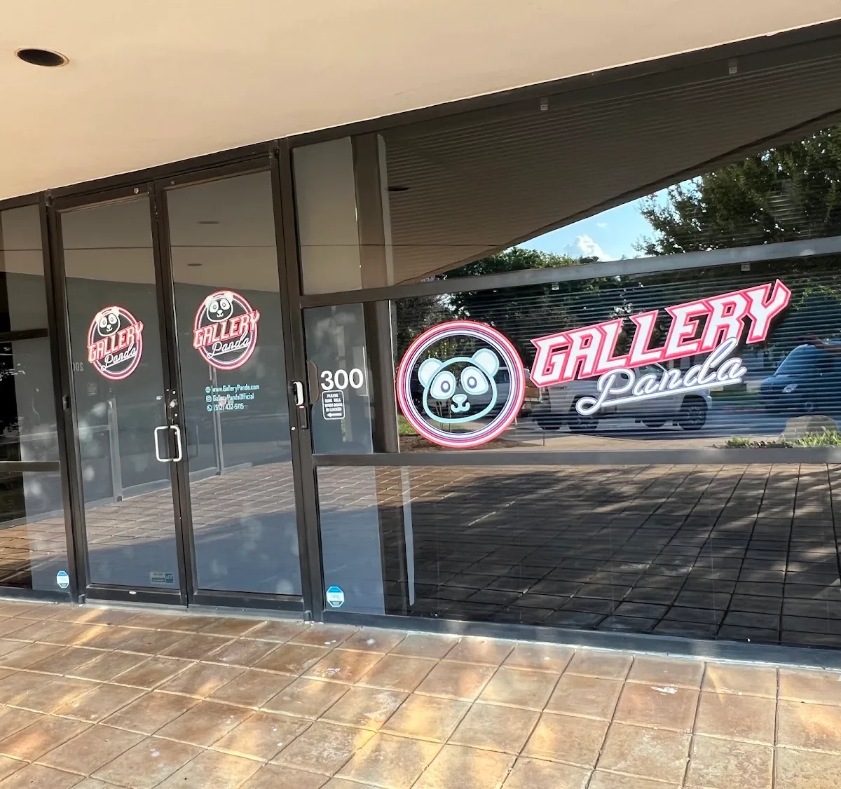 Gallery Panda