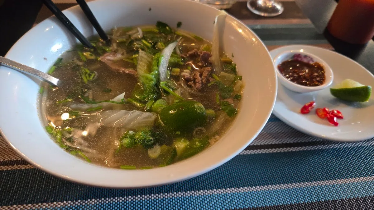 Phở cuốn Hà Nội