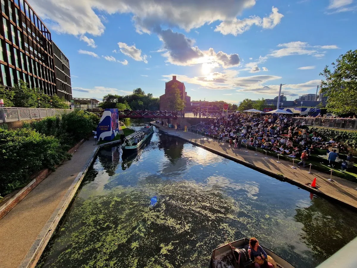 Canalside Green Steps