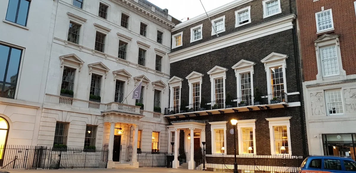 St James's Square Garden