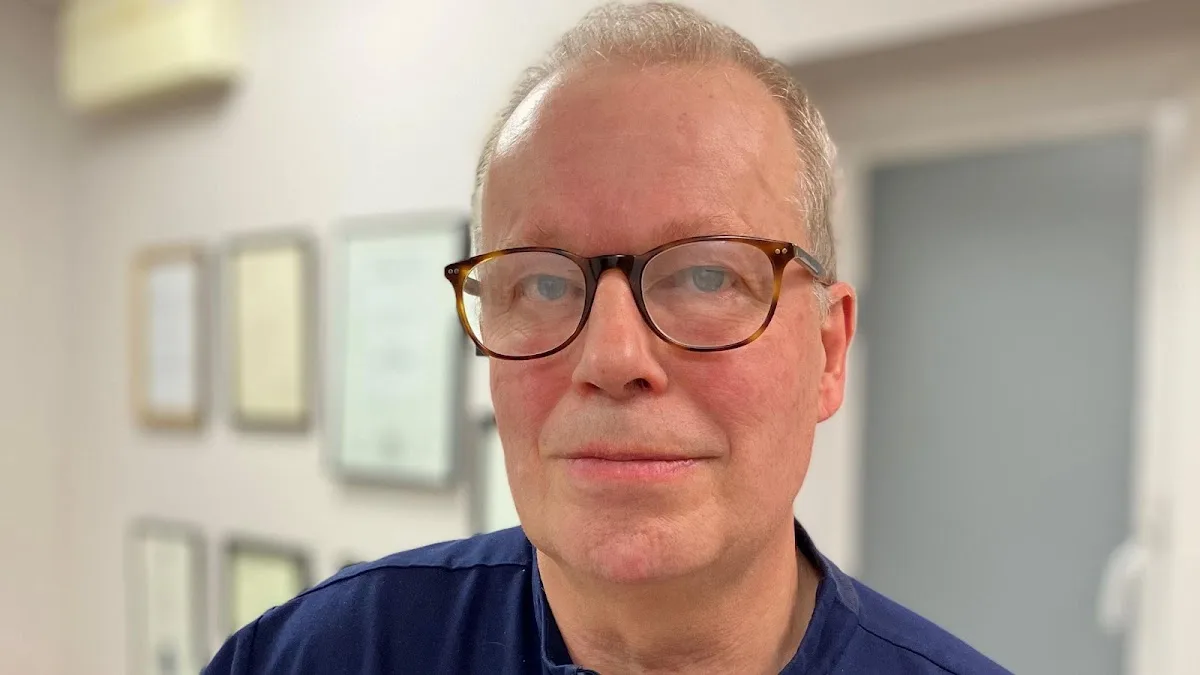 Dr Paul Charlson | SkinQure Clinic @ London Wellness Centre (Canary Wharf)