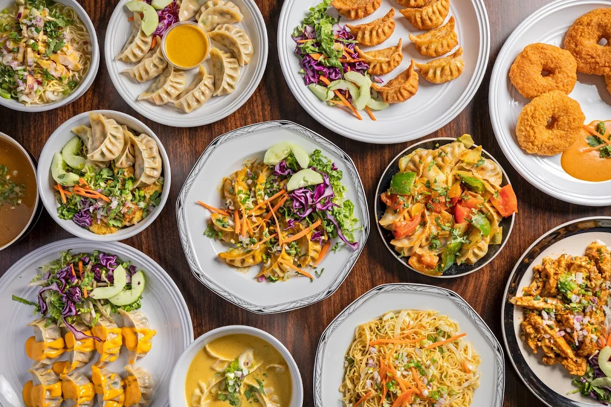 Momo Factory (Chicago)