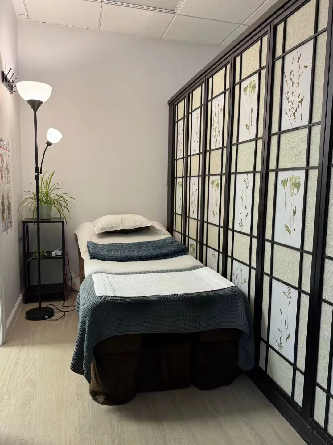 AW Massage Spa 百利痛症