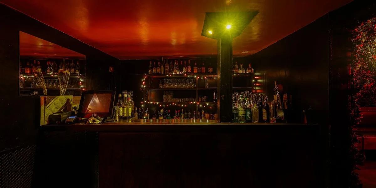 Georges Café | Nightclub & Party Everyday