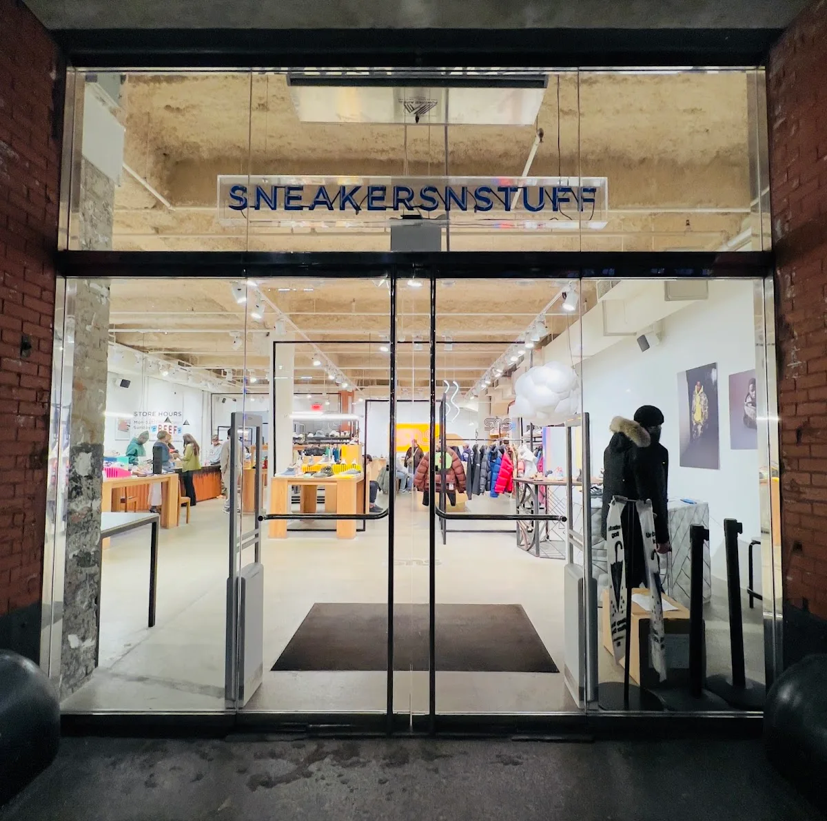 Sns Bar
