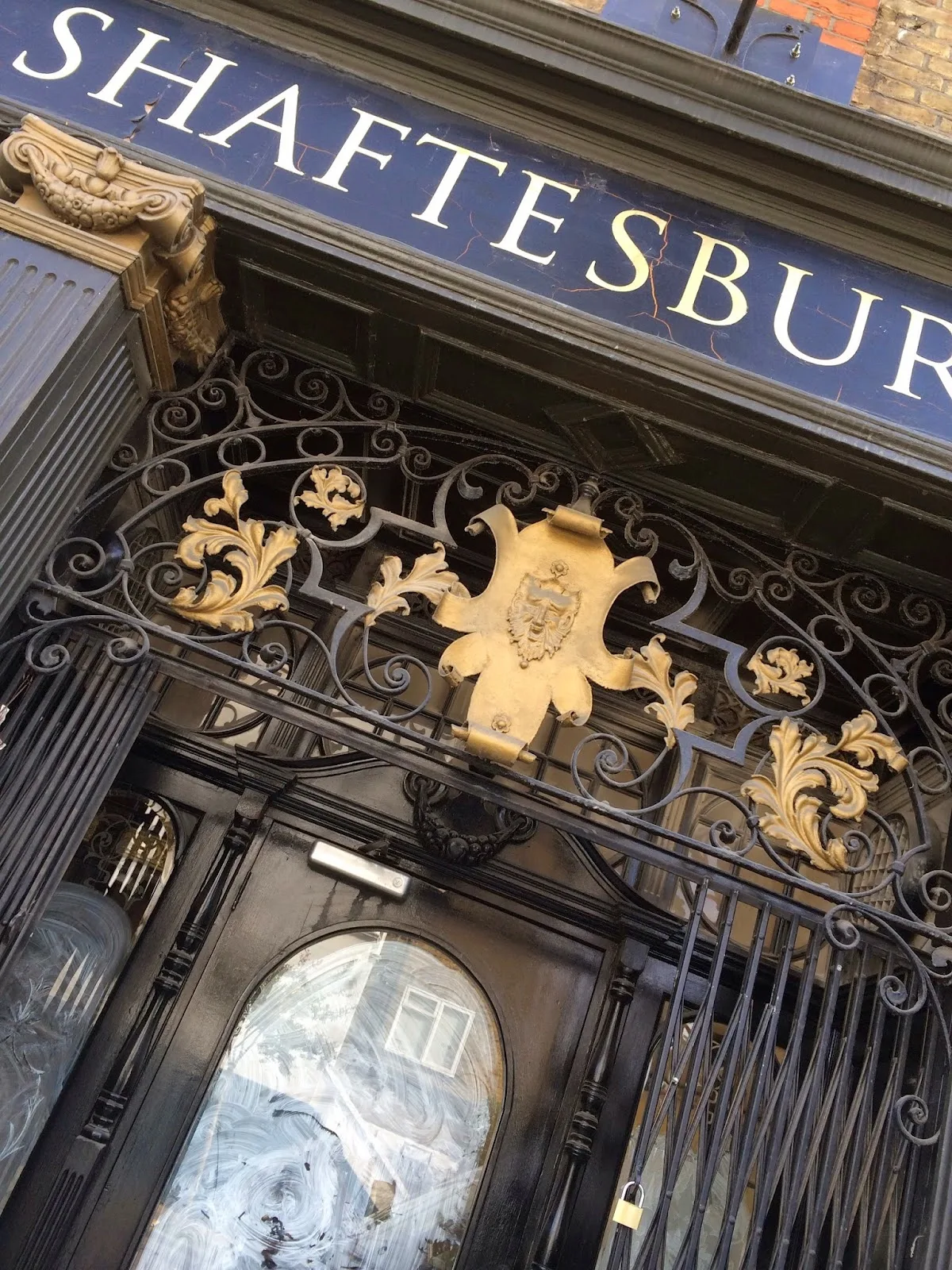 Shaftesbury Tavern