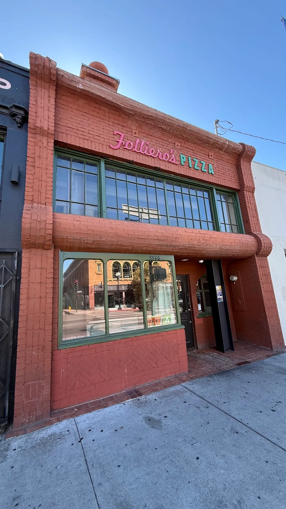 Folliero's Italian Food and Pizza