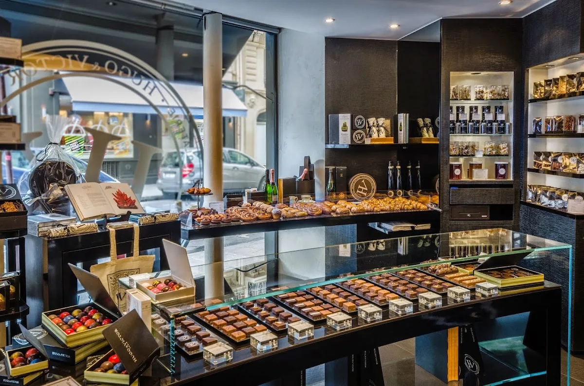 Hugues Pouget Paris - Pâtisseries Pains Chocolats Glaces