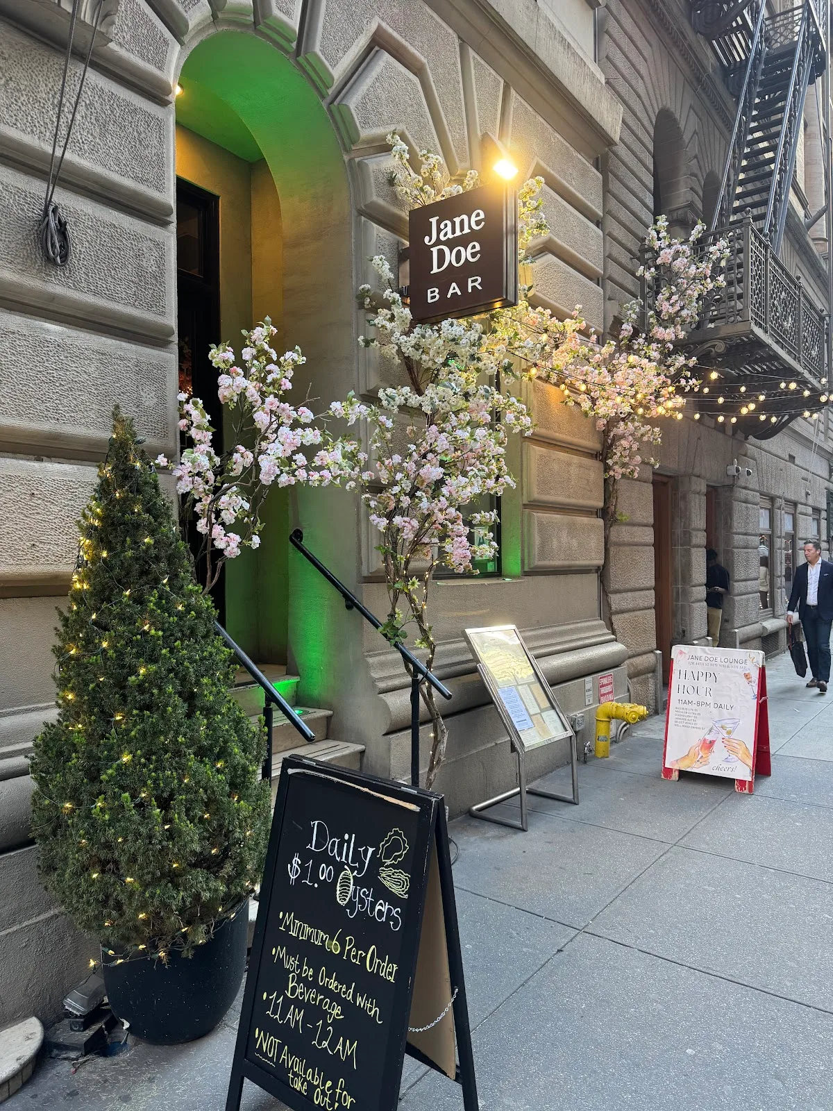 Jane Doe Bar & Restaurant
