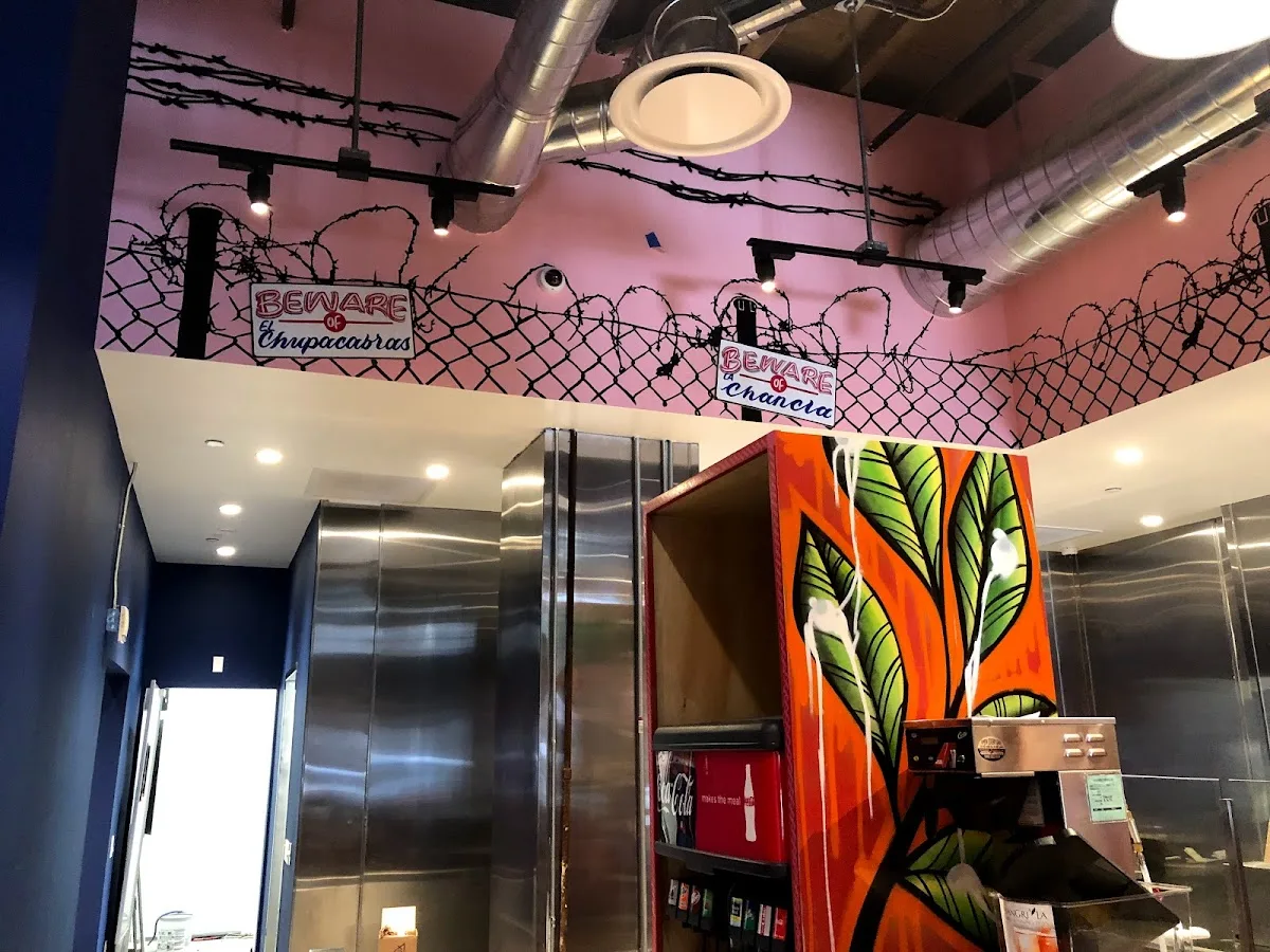 Pinches Tacos