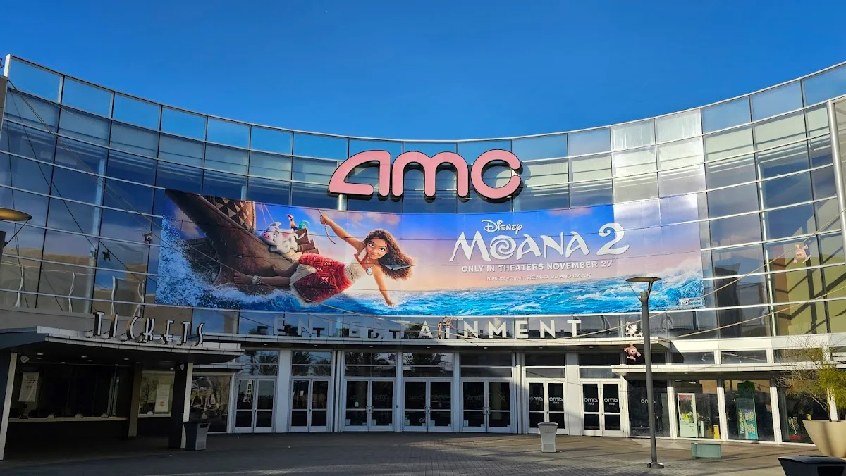AMC Del Amo 18