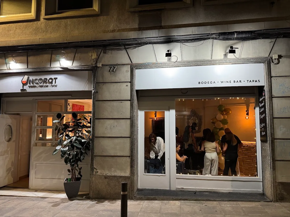 UNCORQT Bodega Wine Bar