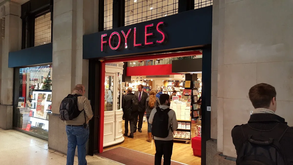 Foyles