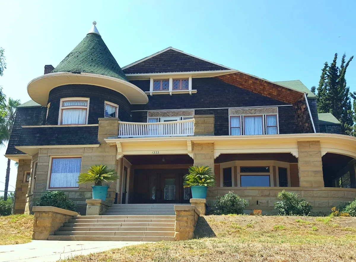 Alvarado Terrace Park