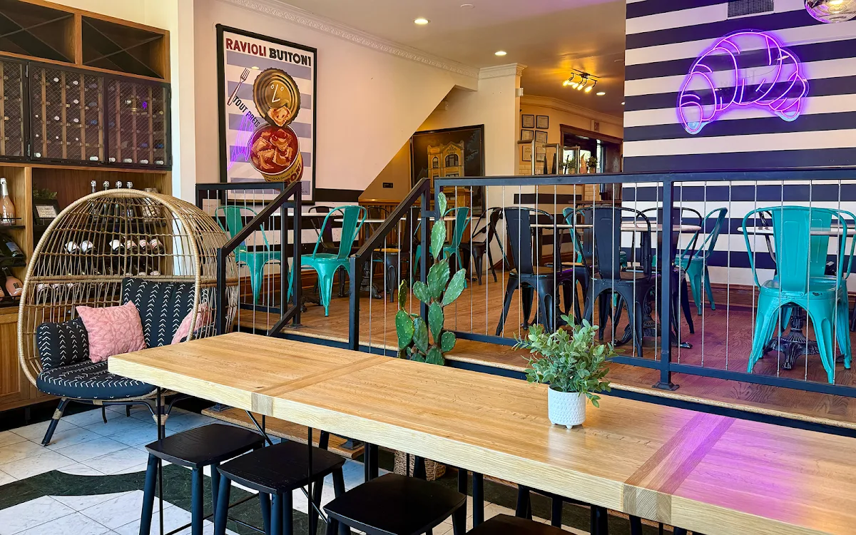 La Boulangerie & Co Logan