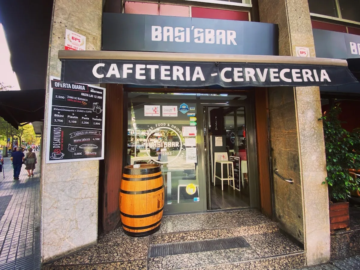 Basi's Bar
