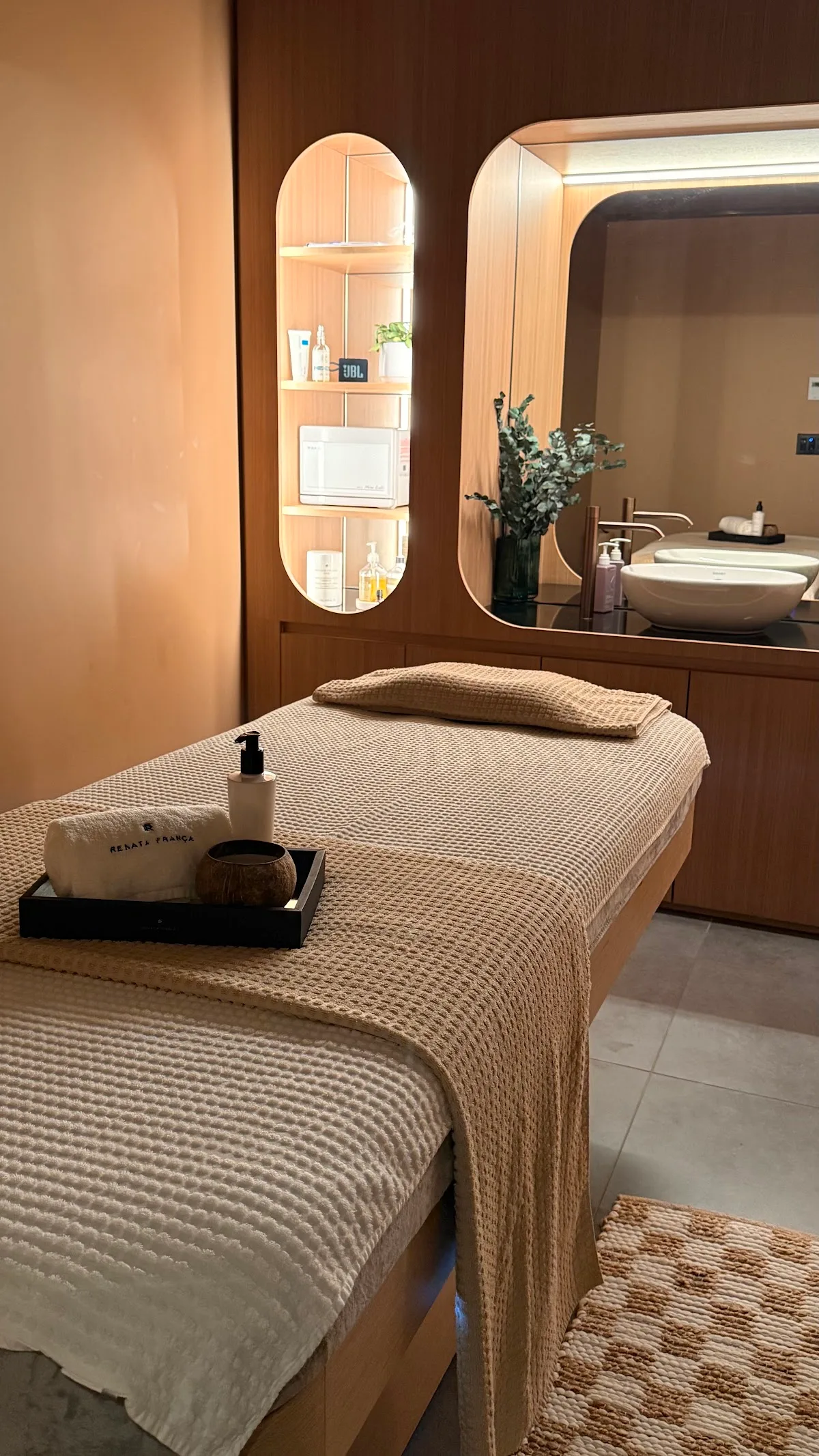 Lymphatic Drainage at Deborah Marchi Spa